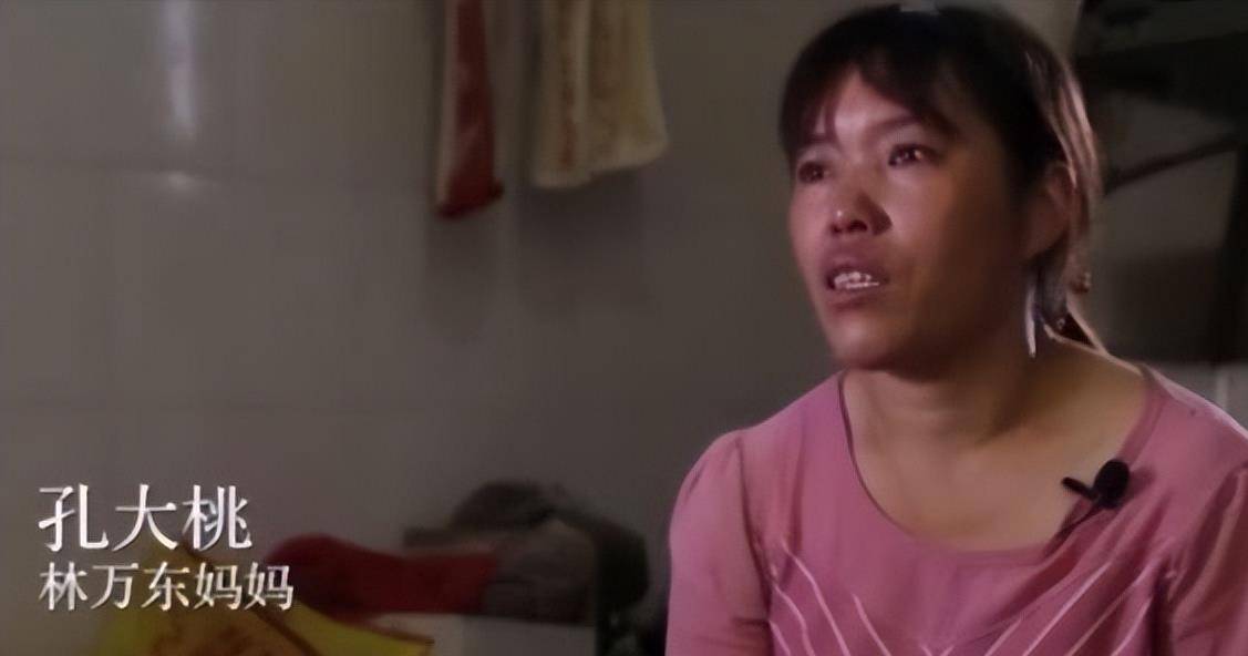 高考成绩714分状元却在工地搬砖,713分高考状元为凑学费到工地搬砖