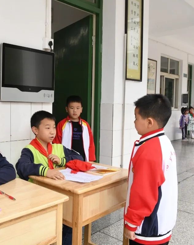 喜迎20大争做先进少先队员,喜迎二十大争做新时代好队员