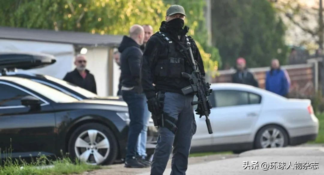 武切维奇，“接班”武契奇