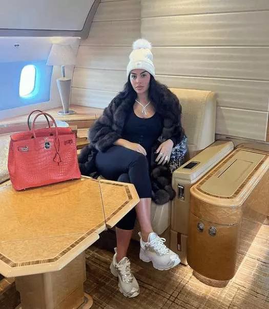 c罗作秀,落魄时的c罗