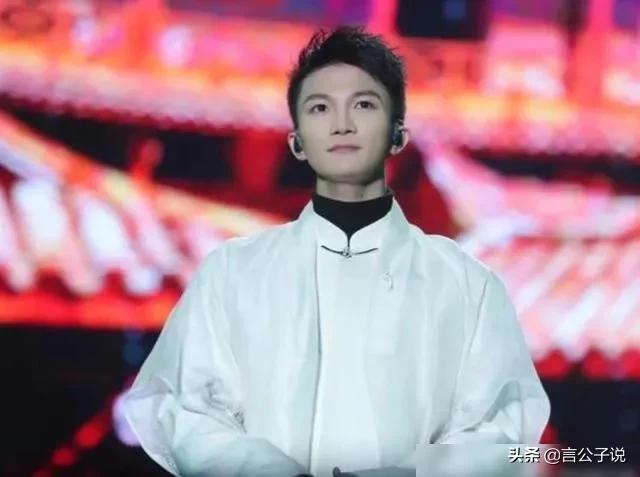 9位瘦成纸片人的男星,骨瘦如柴的皮包骨男明星