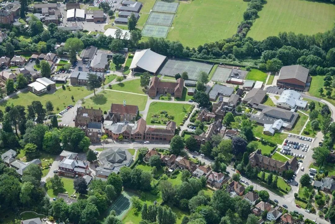 学费和成本较低的英国大学,英国十大顶级私校学费