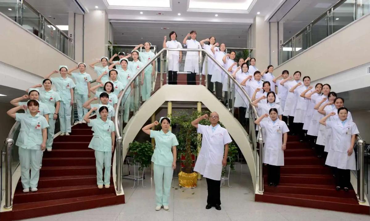 上海六院员工嘲讽侮辱病人后续,上海六院护士遭医生殴打事件后续