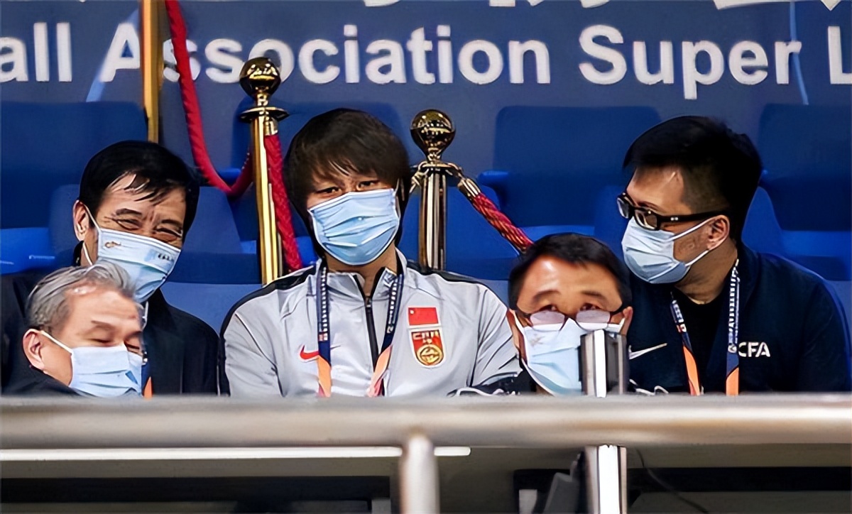 李铁厨师爆料视频完整版,国足厨师李铁