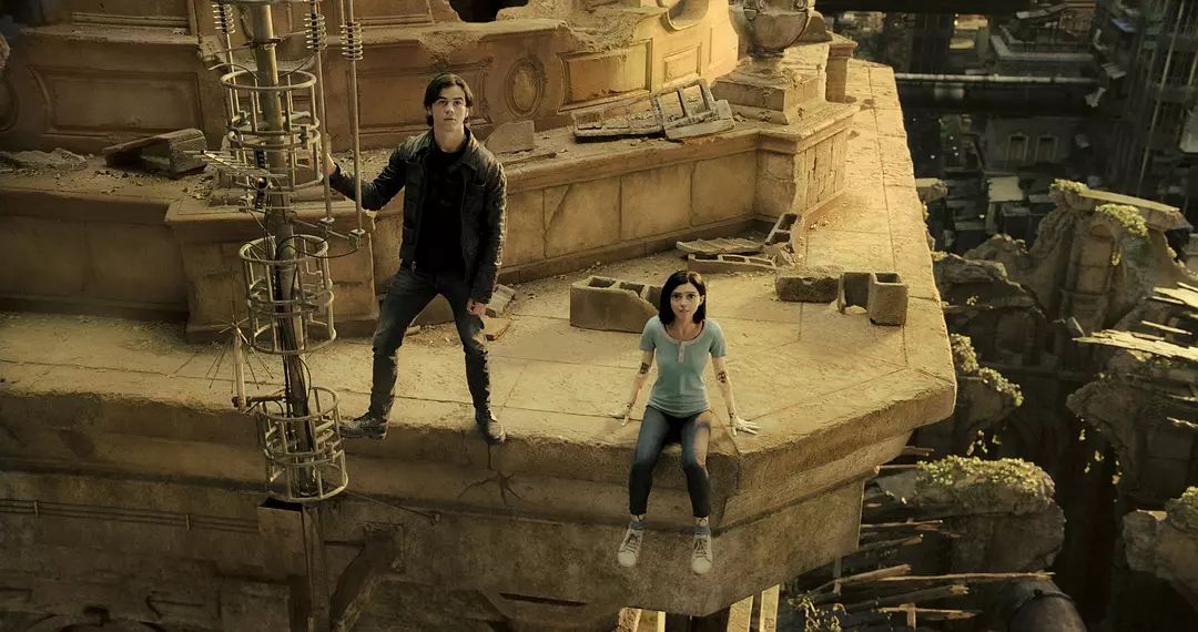 科幻巨制战斗天使阿丽塔,阿丽塔战斗天使是科幻片吗