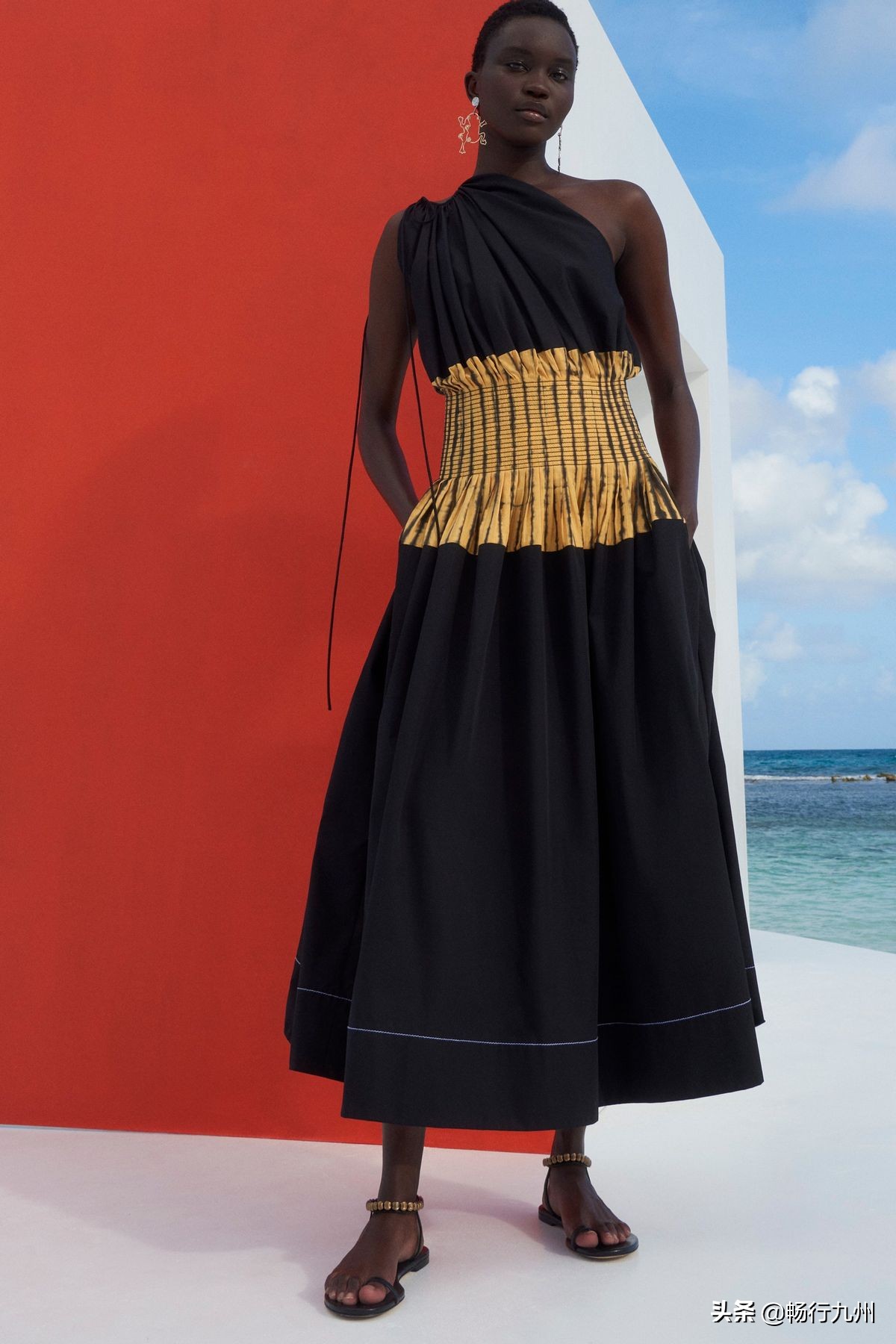 toryburch2022春夏连衣裙,2019toryburch春装