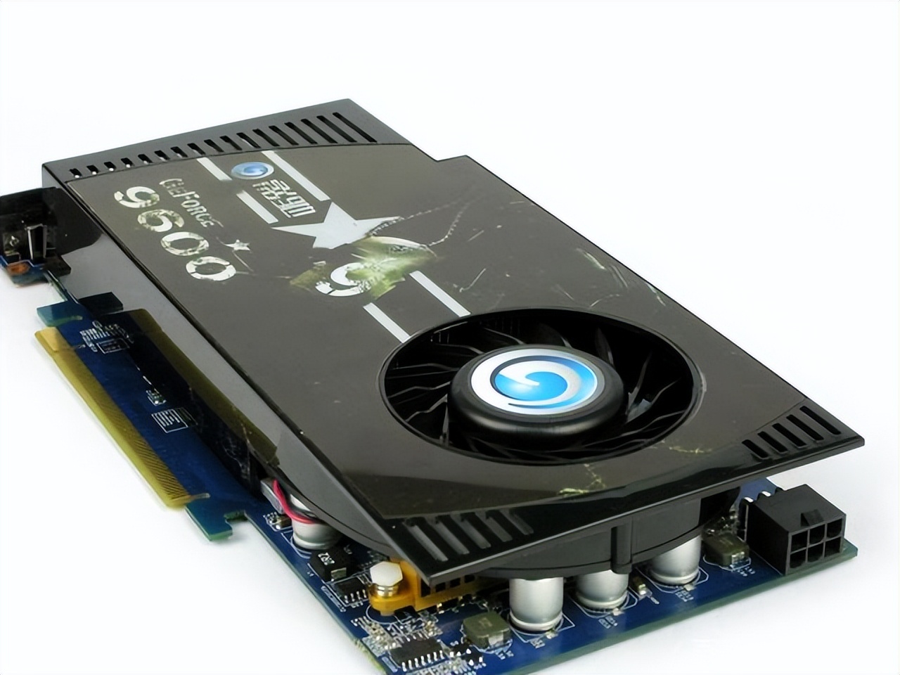 电脑买集显和独显的区别在哪,买电脑怎么区别独显和集显