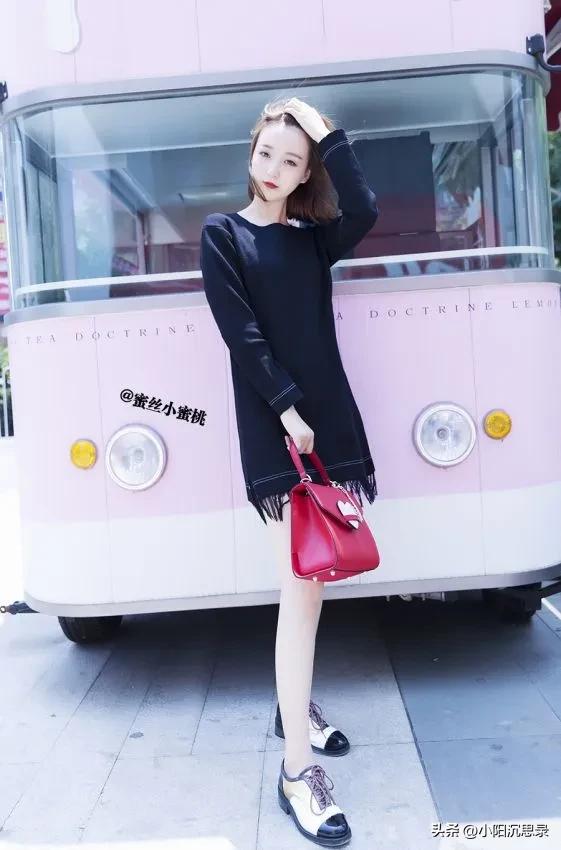 香奈儿迪奥联名包包,最近流行的迪奥包包