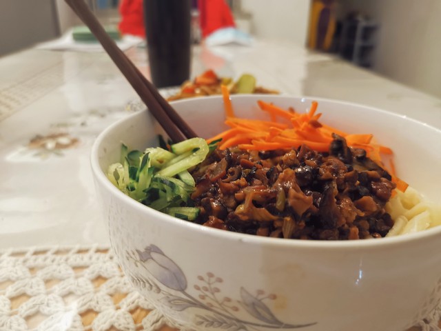 正宗老北京炸酱面店推荐,最正宗的炸酱面推荐广州