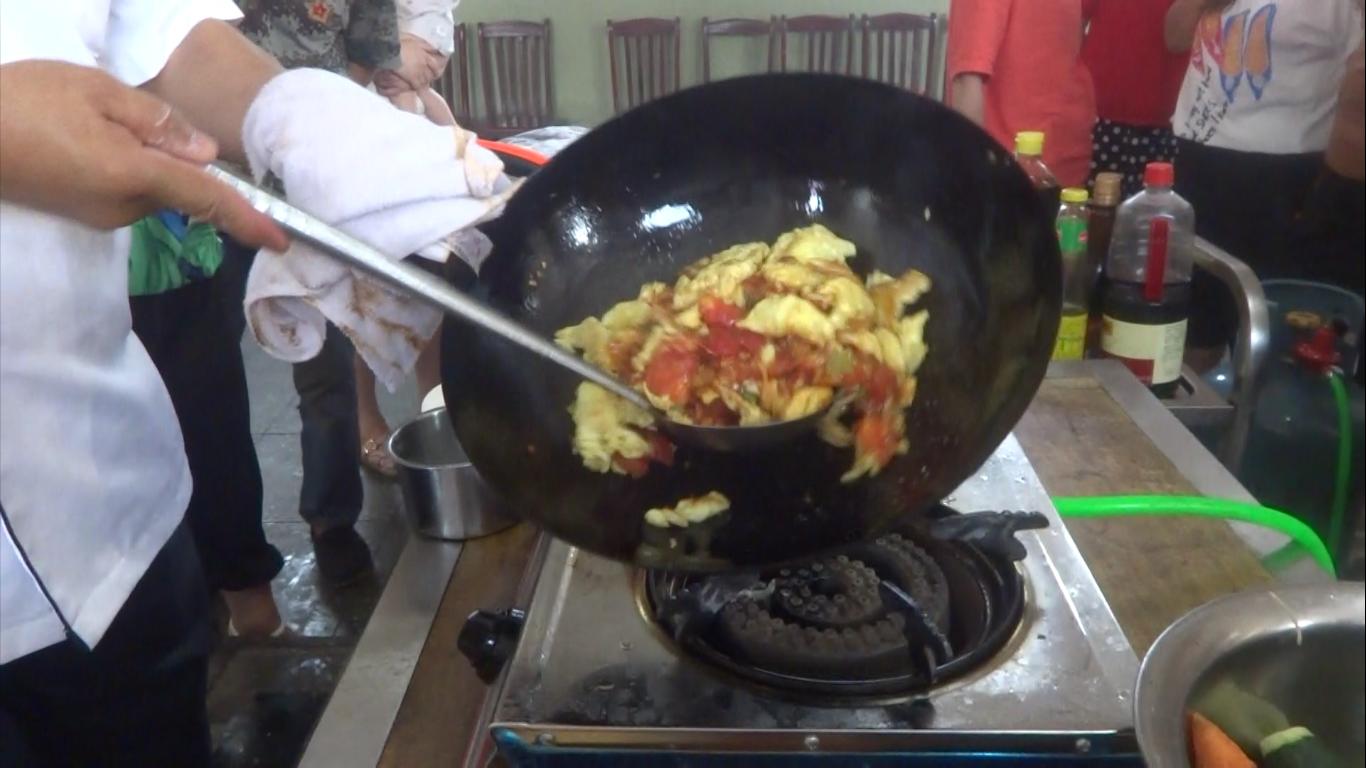 一辈子都吃不腻的西红柿炒鸡蛋,简单的家常菜西红柿炒鸡蛋