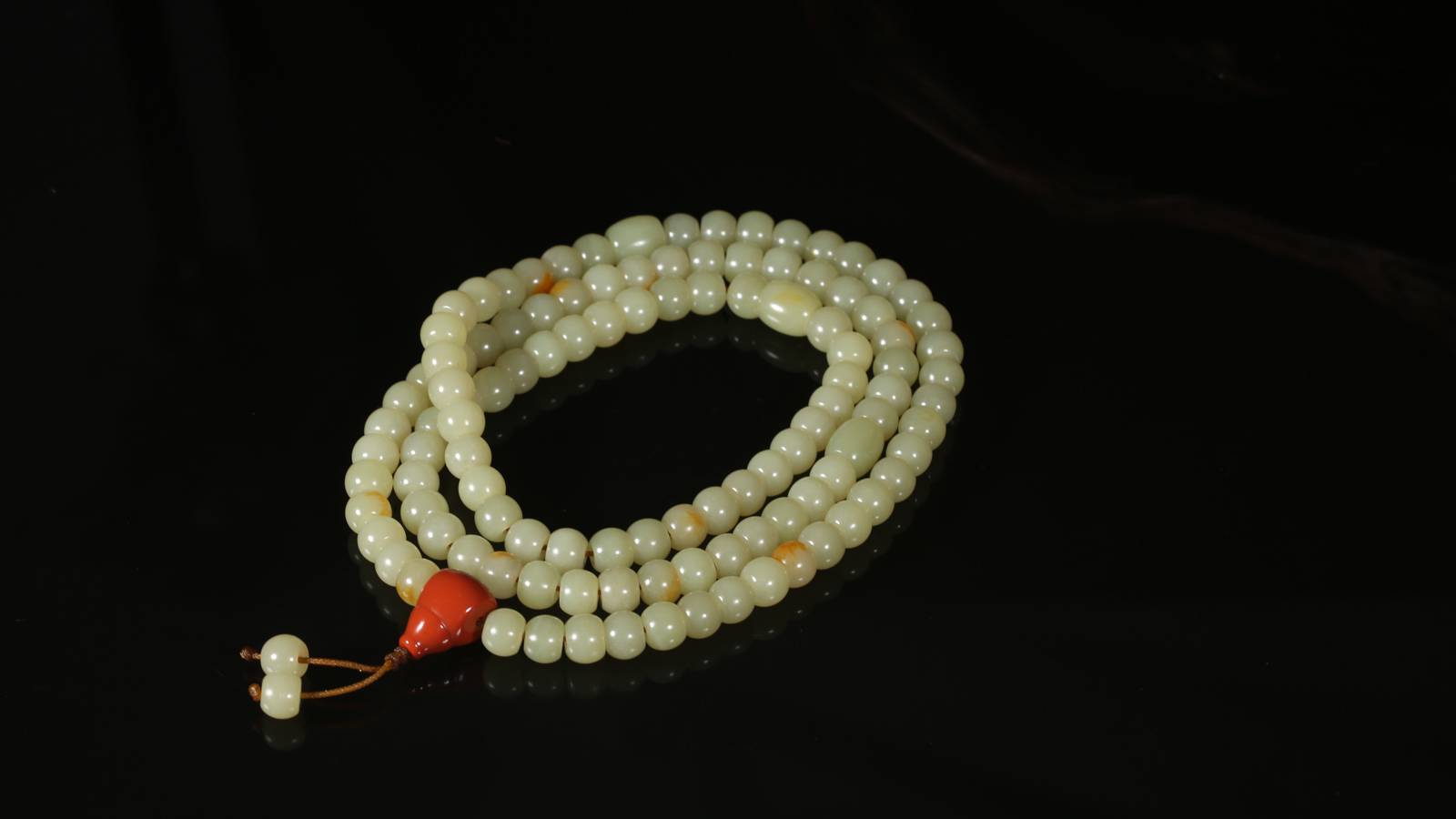 结缘赏丨玉有灵，凝尽人生浮沉