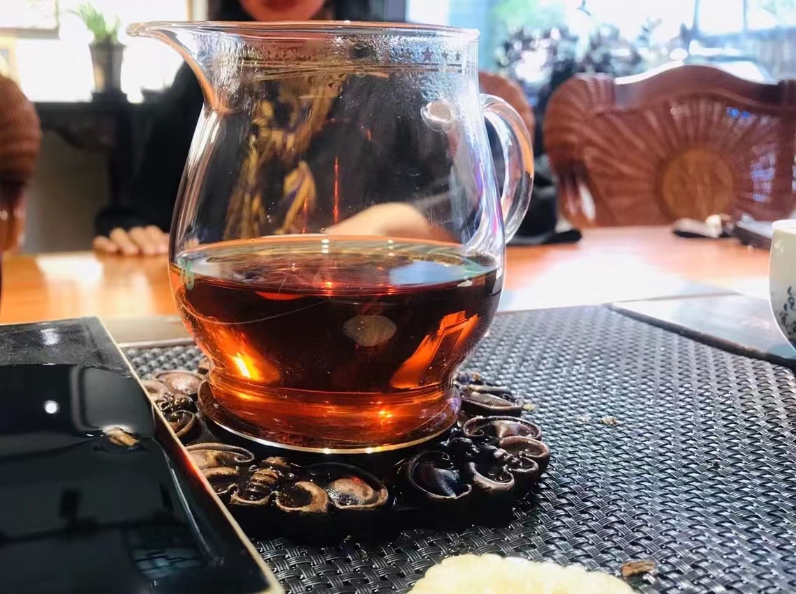 别把普洱茶当韭菜！不只是带货人，茶农、茶商、茶客也要共同维护