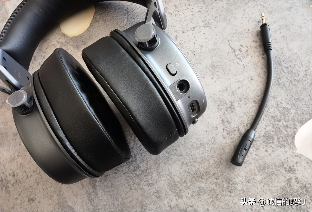 雷柏vh800游戏耳机质量怎么样,雷柏vh800对比金士顿阿尔法