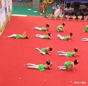 “我再也不想跟老公一块睡了”网友：我出50块，把床铺大点哈哈哈