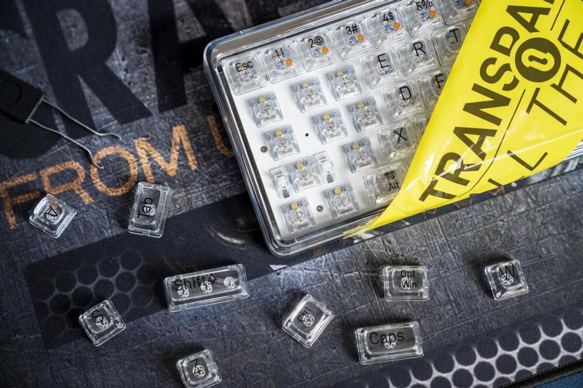 洛斐蓝牙键盘青轴,洛斐蓝牙机械键盘测评