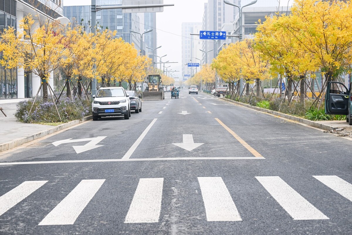 停车场盈利分析,3万平的停车场一年有多少利润