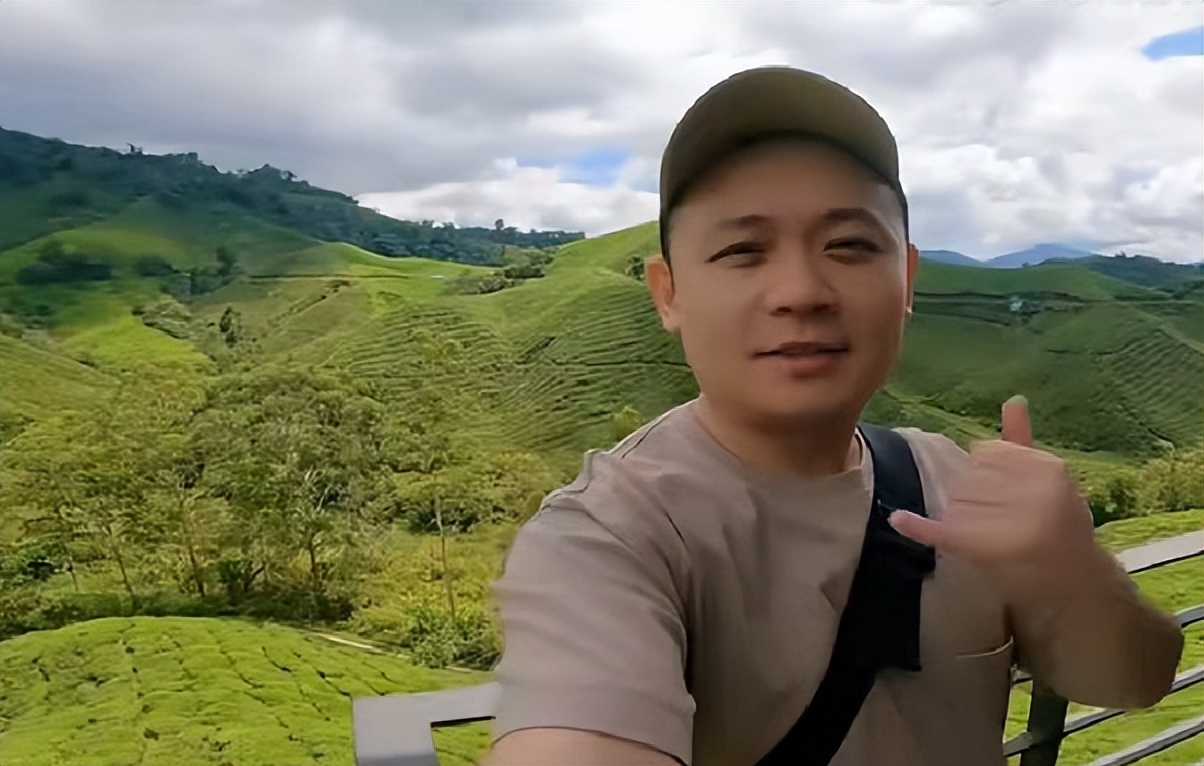 我，80后重庆人，到马来西亚开火锅店爆火，当地人吃免费蘸料上瘾