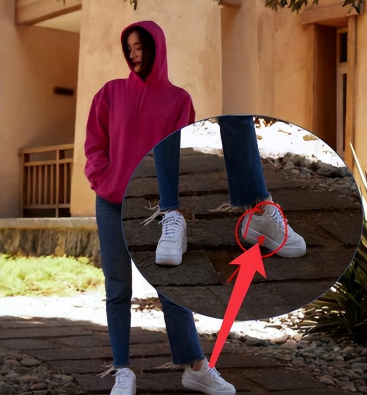 袁姗姗戴帽子参加婚礼,袁姗姗参加弟弟婚礼衣服