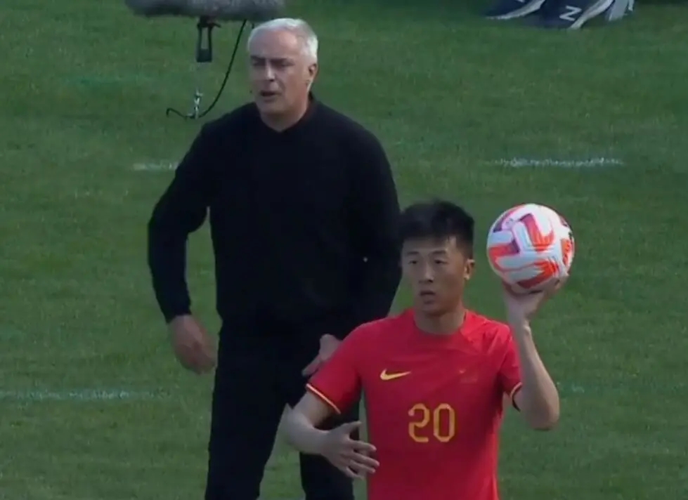 国足名单刘洋,鲁能孙国文谢场