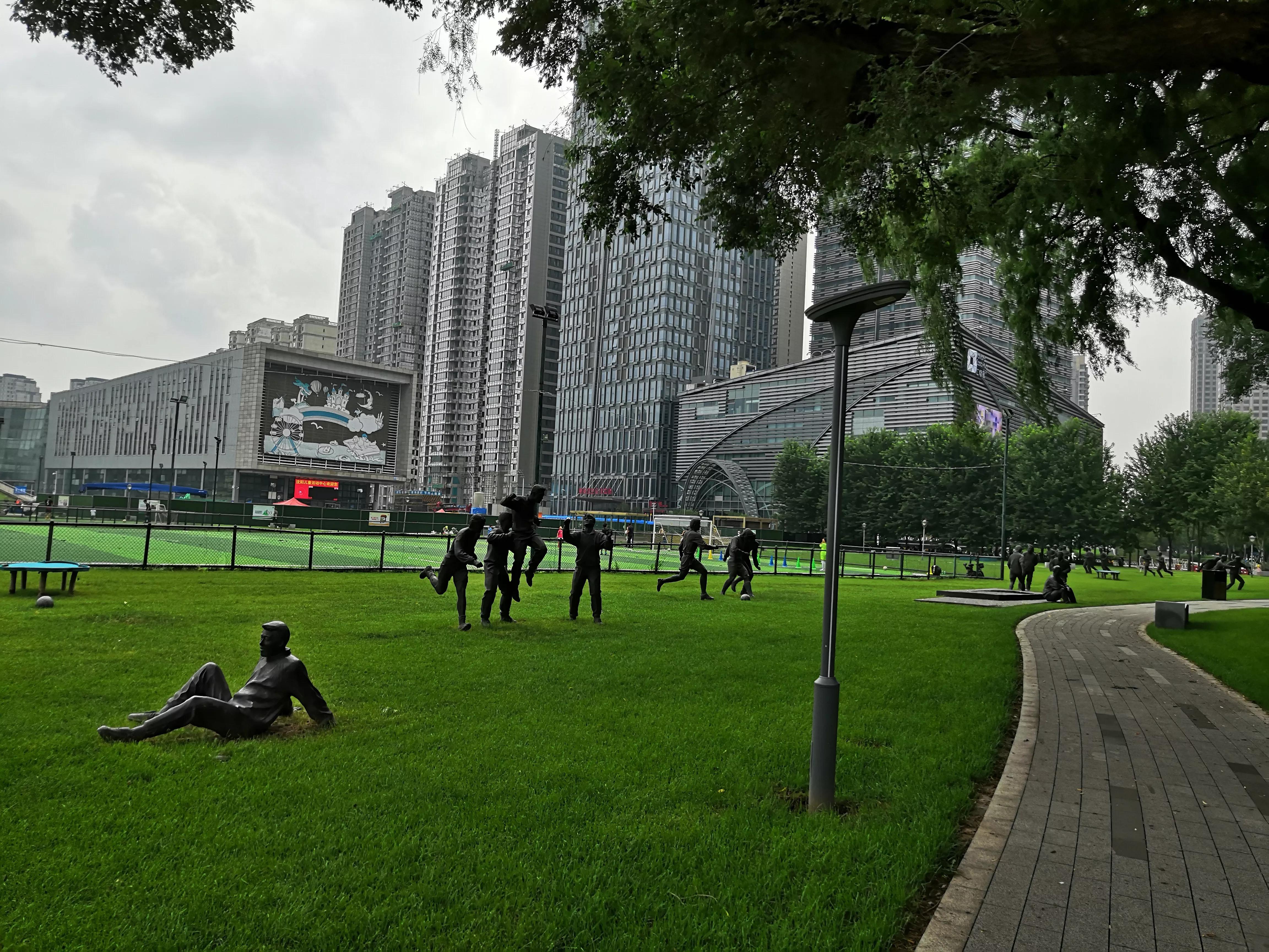 足球团队雕像,足球运动员的画像