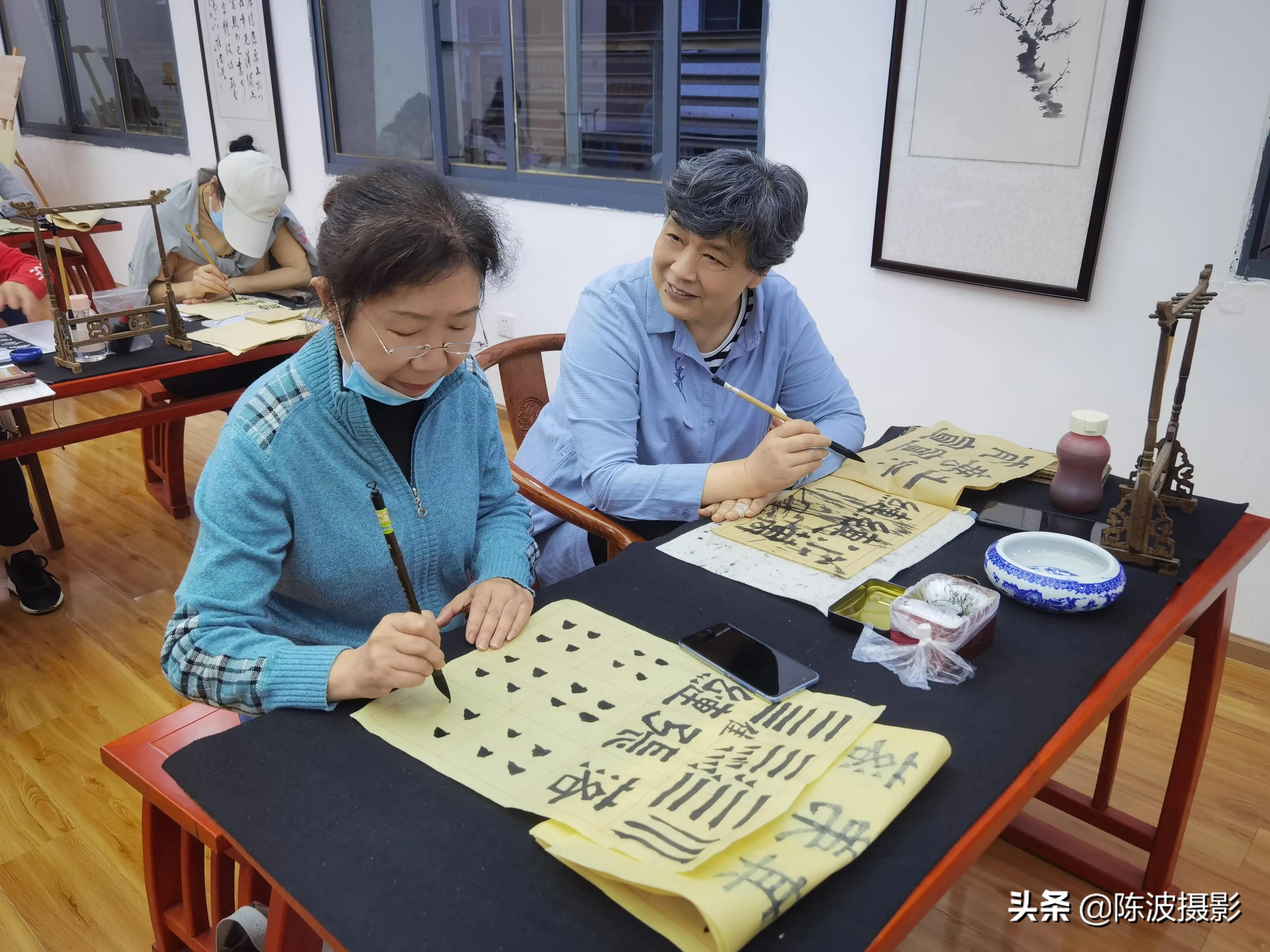 陈波行草书,名家隶书张迁碑教学视频