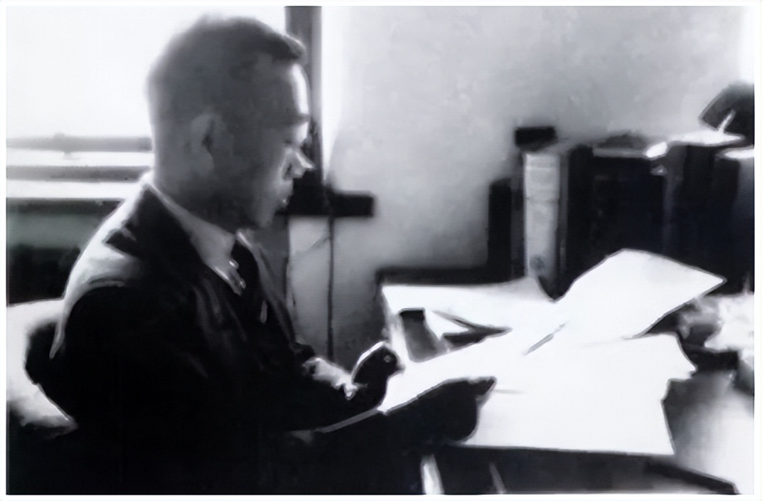 衣原体之父,衣原体之父束星北