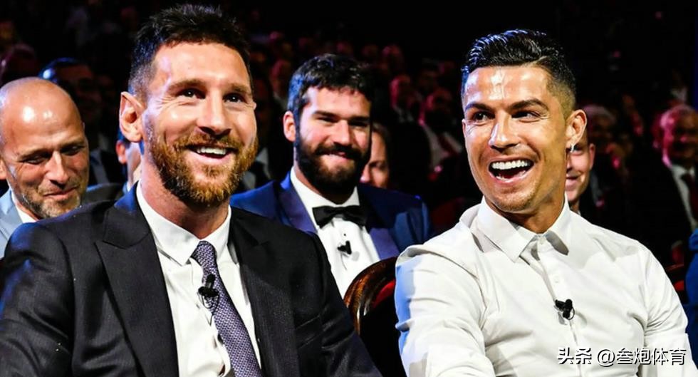 2年1.64亿！梅西获得新合约报价，比不上C罗，独自称霸欧洲足坛