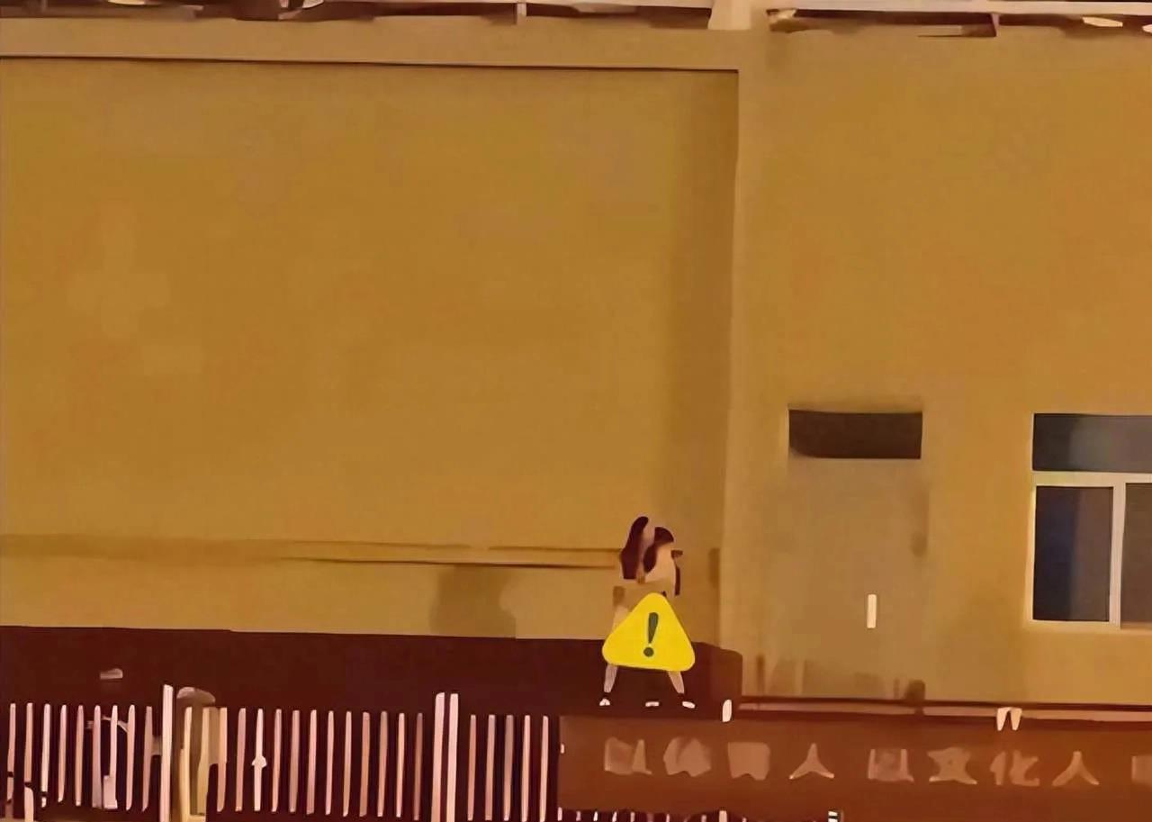 【猛料】西安学院丑闻曝光:教官与女学生不雅视频惊现!