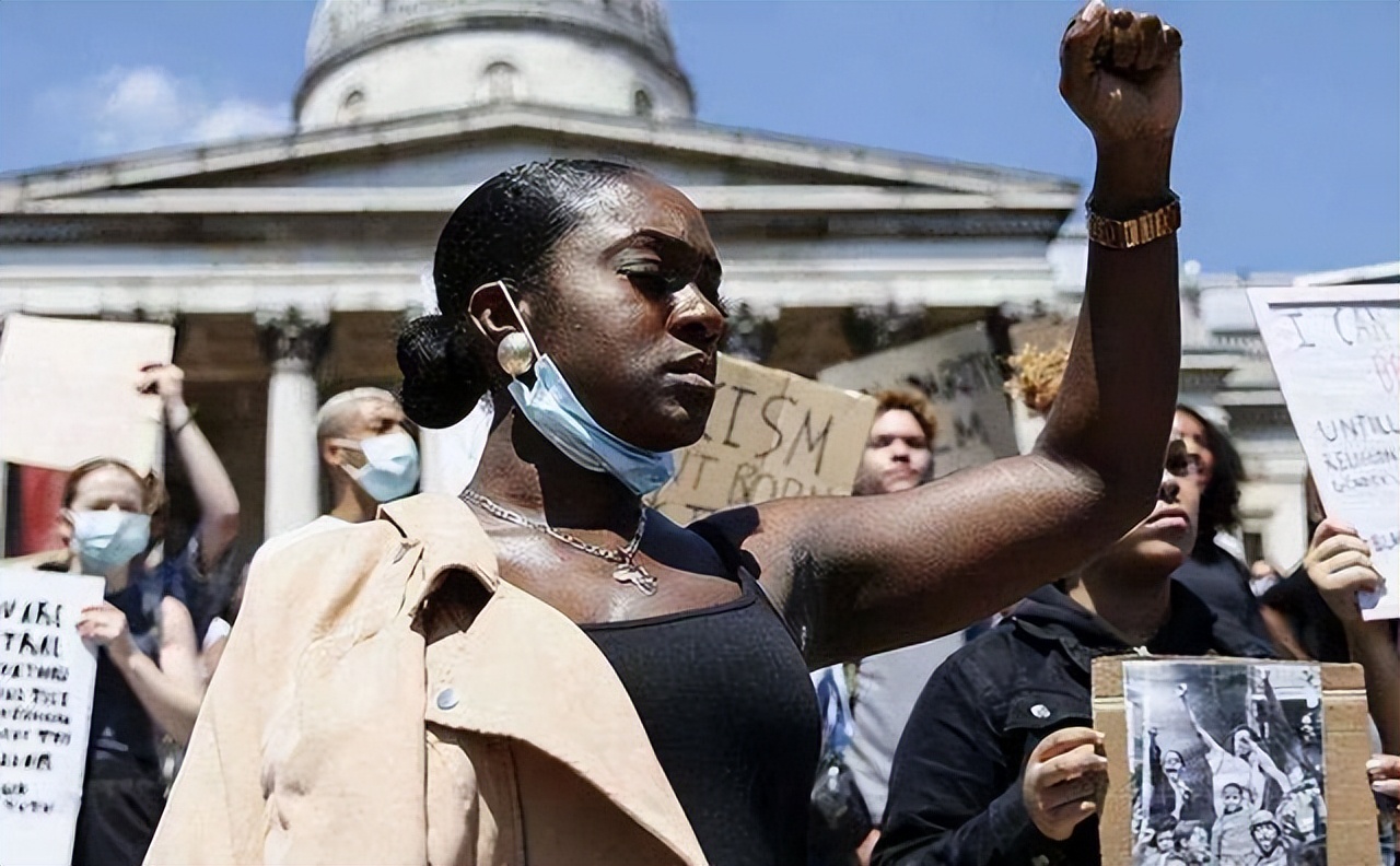 同样都是白人国家，为什么俄罗斯黑人占比只有1%，乌克兰是0.5%？