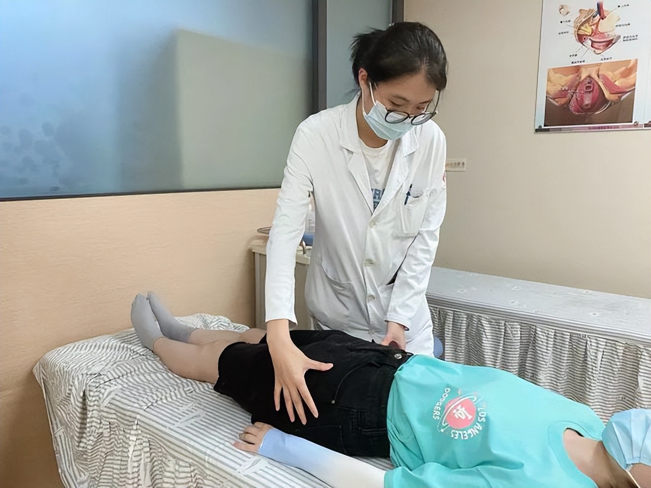 【科普】孕期、产后腰痛，当心这个病！新手宝妈痛到“瘫痪”