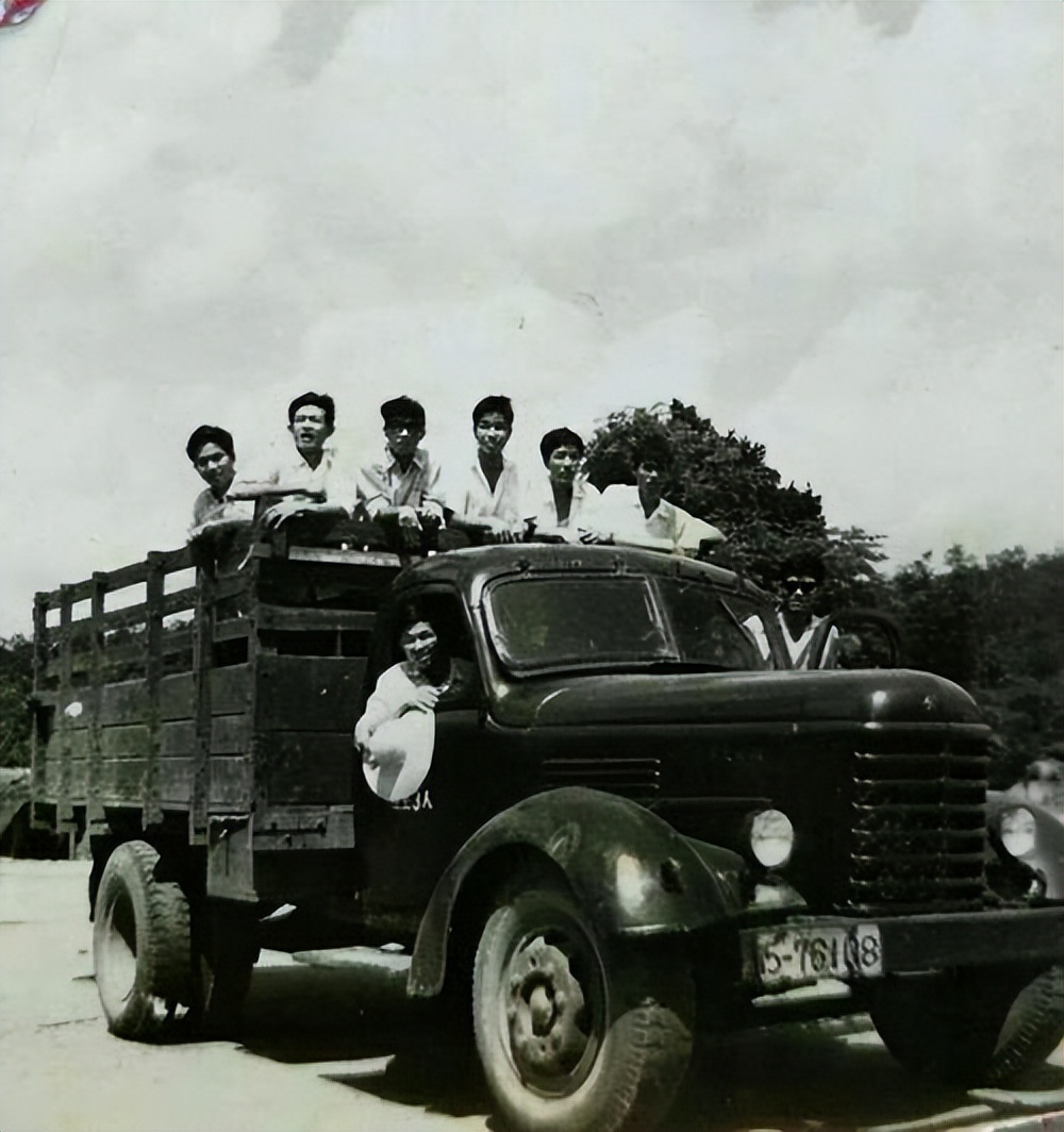 辽宁三兄弟杀警察案件完整视频,东北三兄弟毒死母亲复仇杀十四人