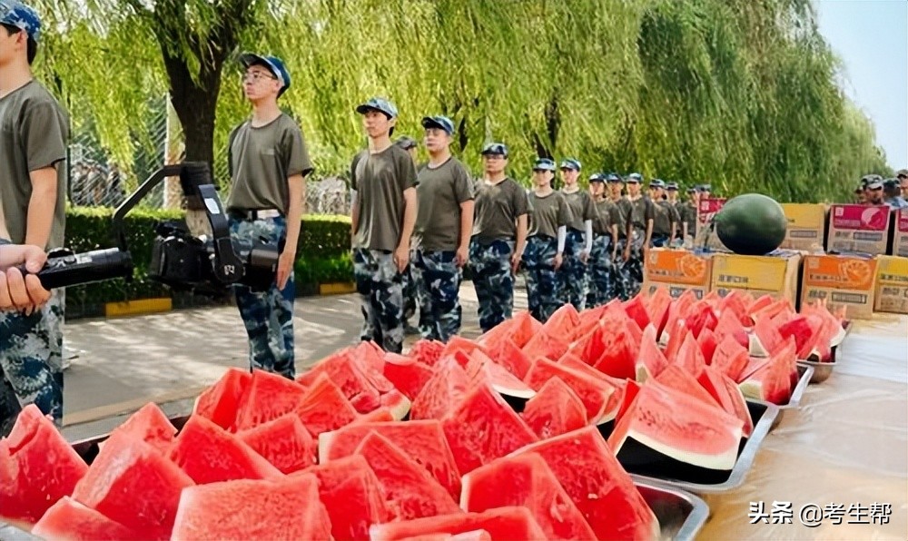 2022最“甜”的大学-西安航空职业技术学院喊你一起吃瓜啦