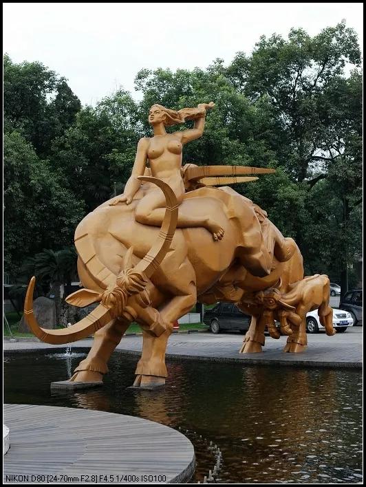 金牛宾馆为什么那么大,金牛宾馆中国红