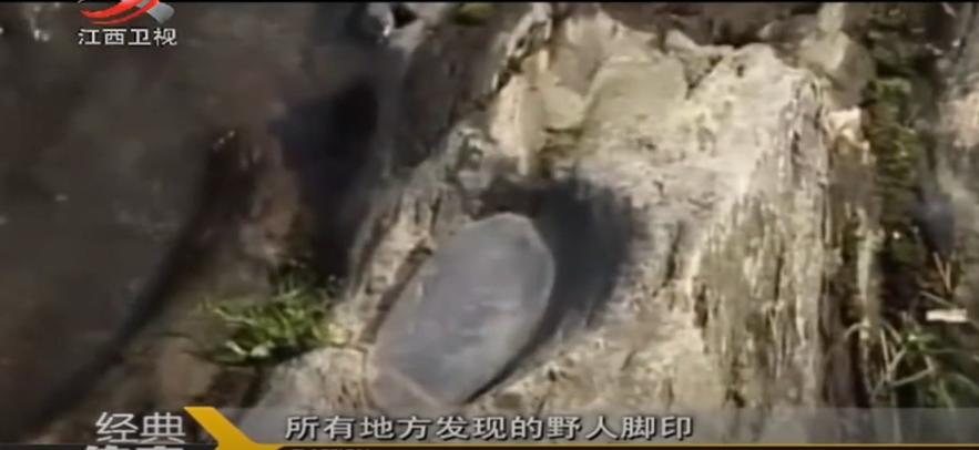 70岁老人摔跤事件,72岁老人摔跤完整视频