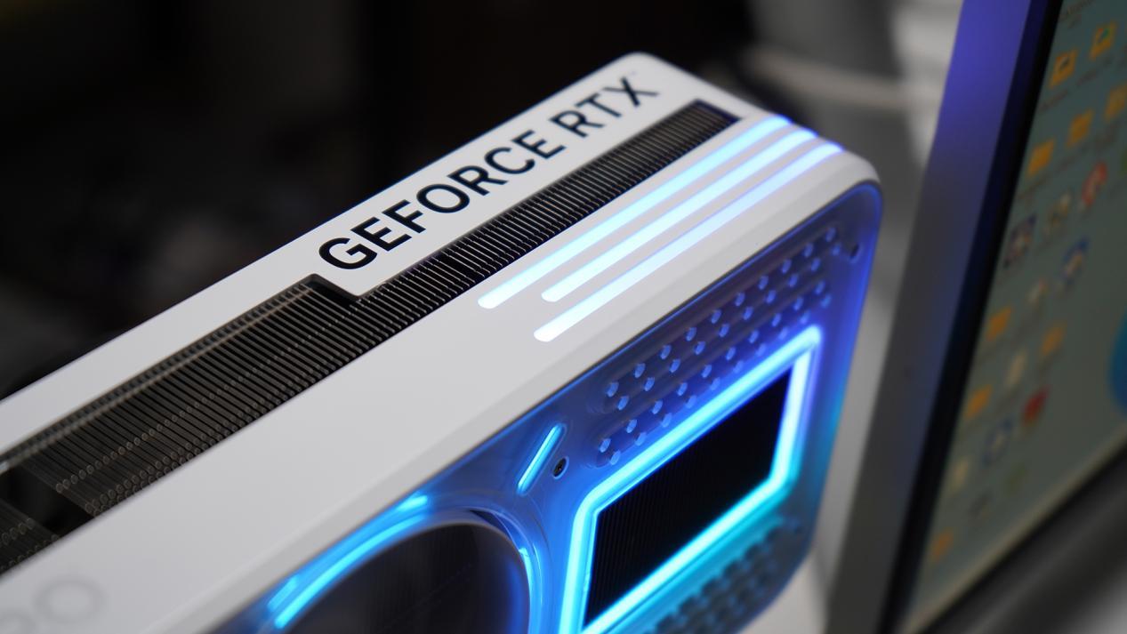 rtx4090显卡影驰,影驰20周年4090碳纤维