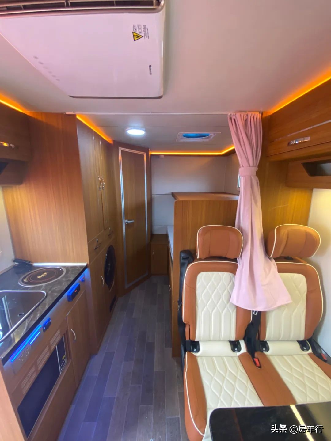 国内口碑最好的h500轻卡房车,跃进房车h500升顶房车图片