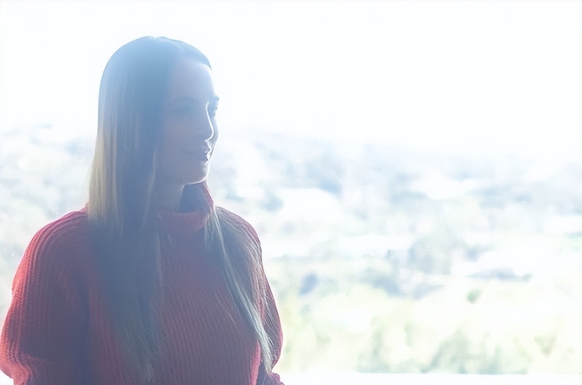 摄影镜头镀膜可以擦的吗,镜头镀膜和不镀膜拍摄的区别