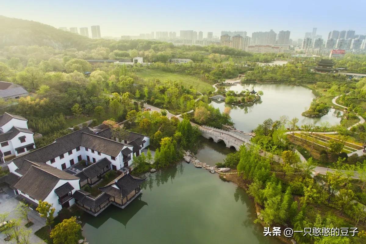 镇江经济支柱产业是啥,镇江市为什么发展不起来