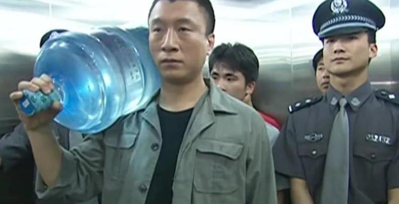 中国经典白夜追凶破案电影,像白夜追凶一样好看的破案电视剧