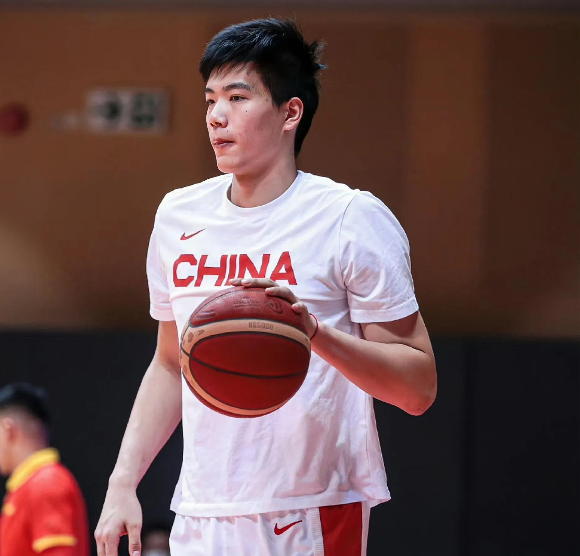 胡明轩徐杰双塔打辽宁,朱芳雨胡明轩双塔