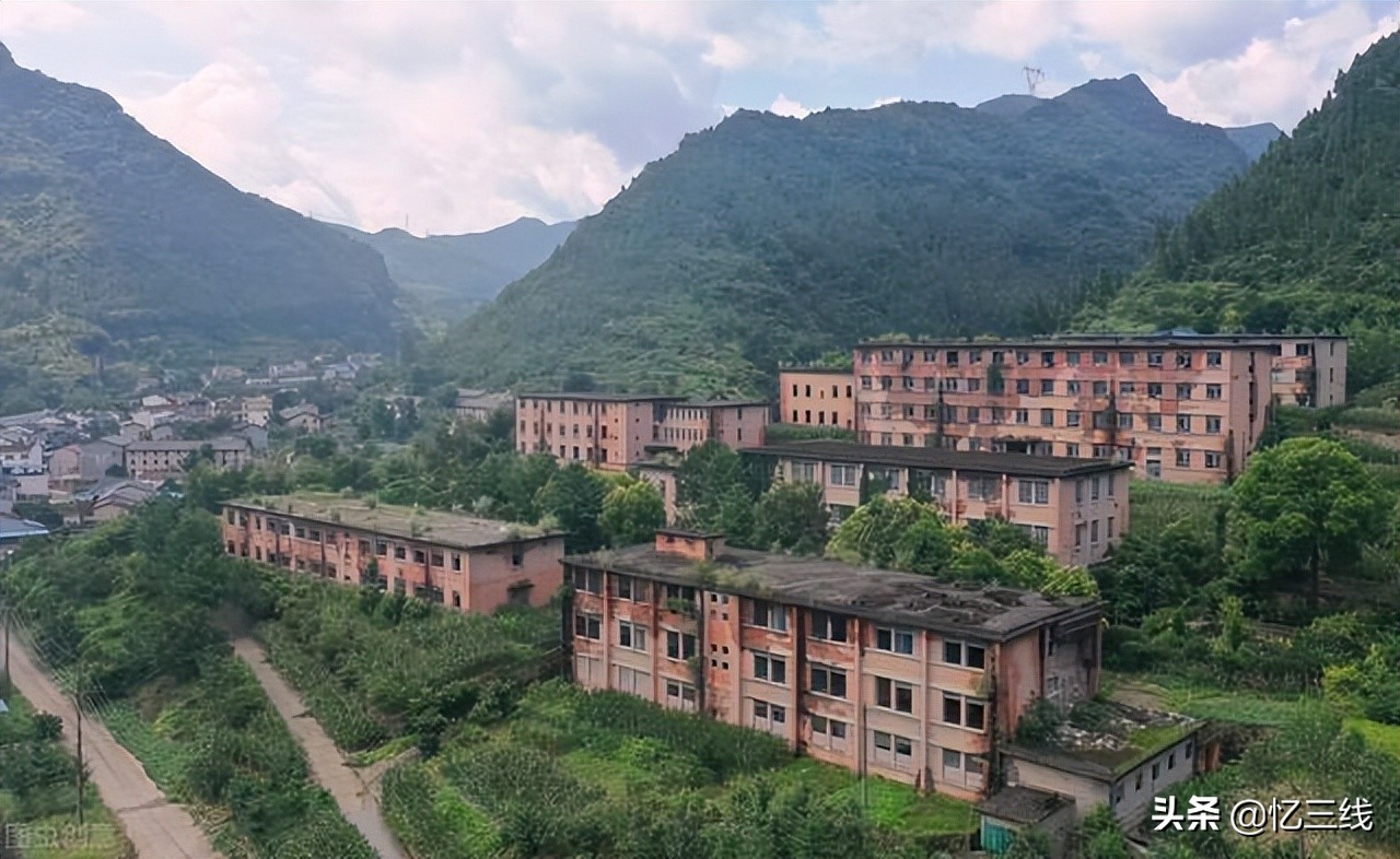 中国深山中造潜艇,湖北有造潜艇的厂吗