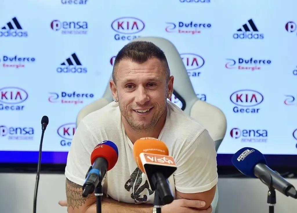 卡萨诺穆里尼奥彻底玩完了,穆帅回应卡萨诺