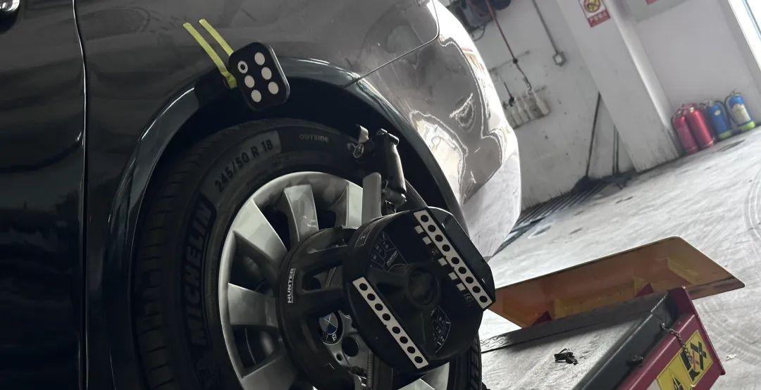 老款宝马730改新款全过程,12年40万公里宝马730翻新