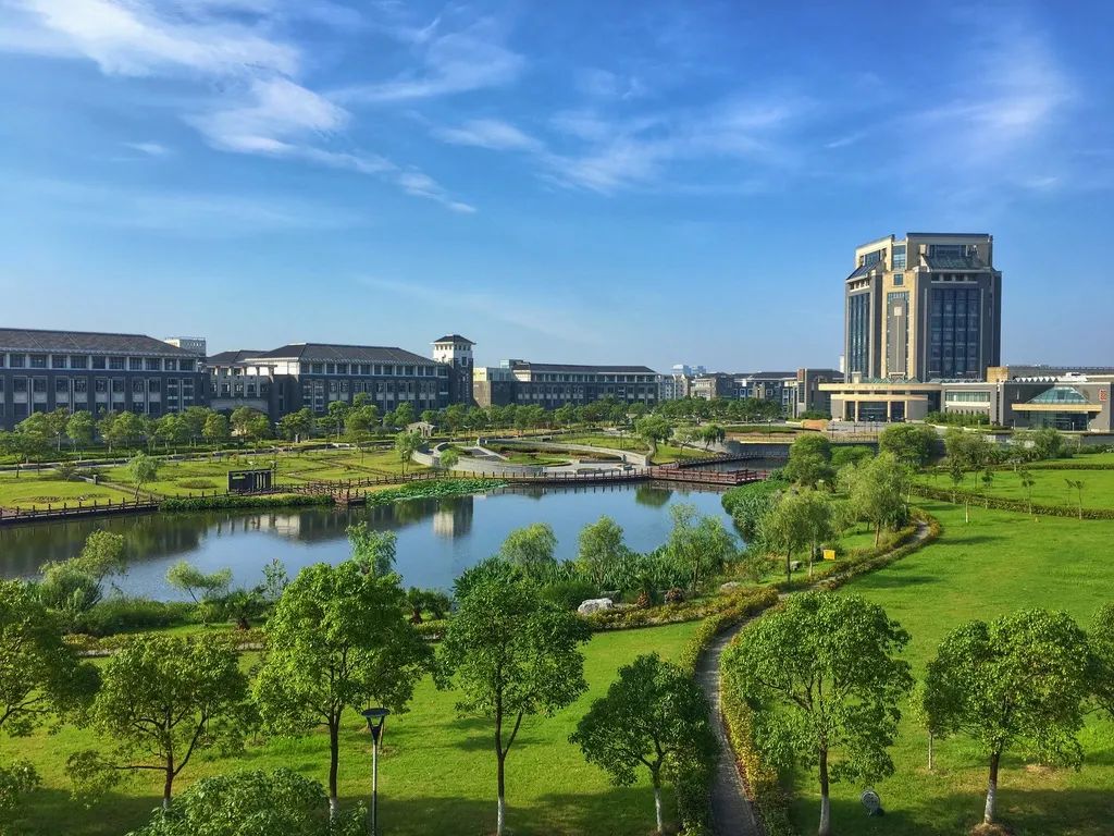 上海水产大学是上海海洋大学吗,上海海洋大学就是以前水产学校吗