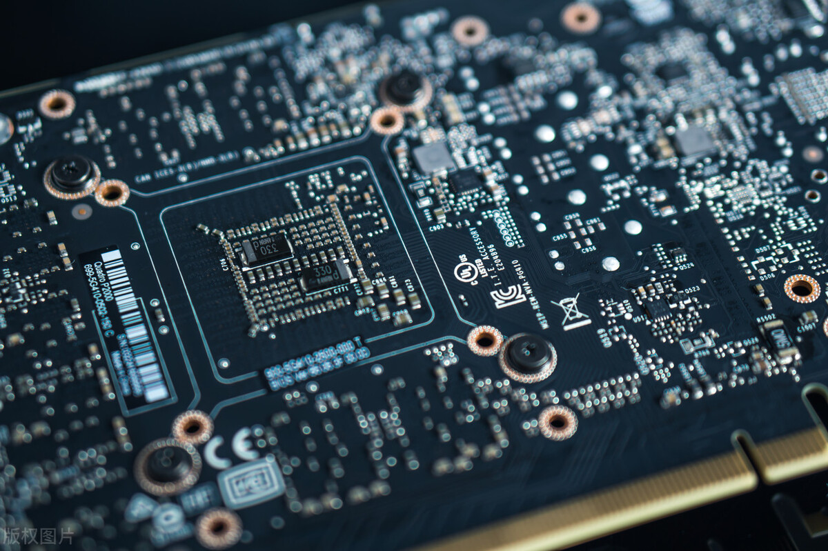 日本断供23种芯片设备的影响,日本断供芯片半导体为什么大涨