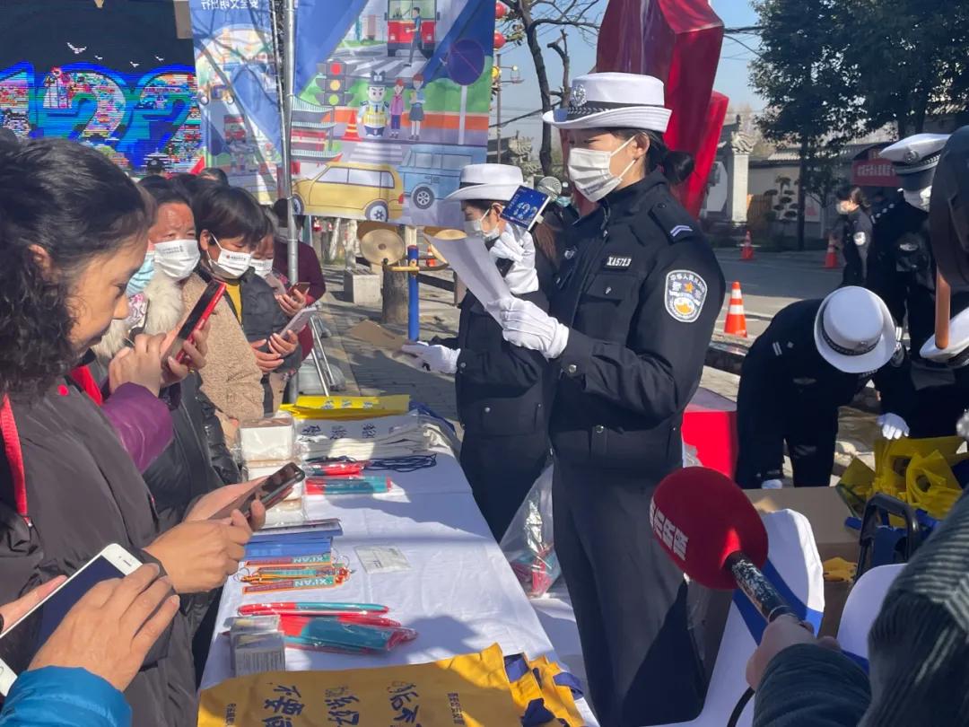 西安交警通报一交通事故,交警通报西安一交通事故