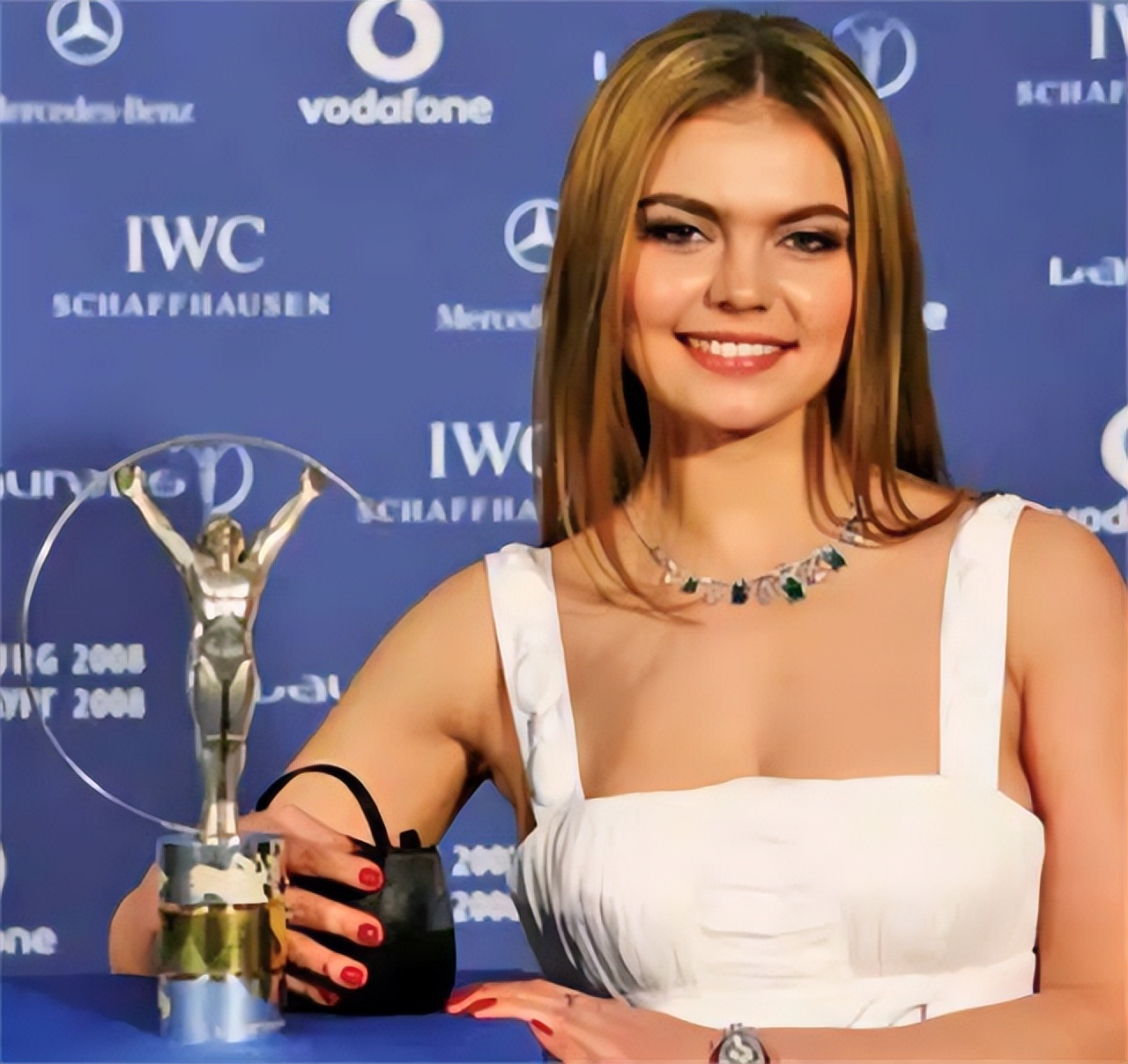 普京和卡巴耶娃总统霸气视频,普京和卡巴耶娃对话视频