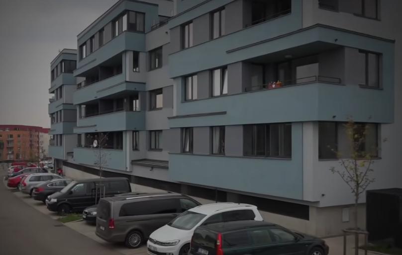 侵害少女逼死妻子，韩国“好爸爸”化身天使，人设崩塌才知是恶魔