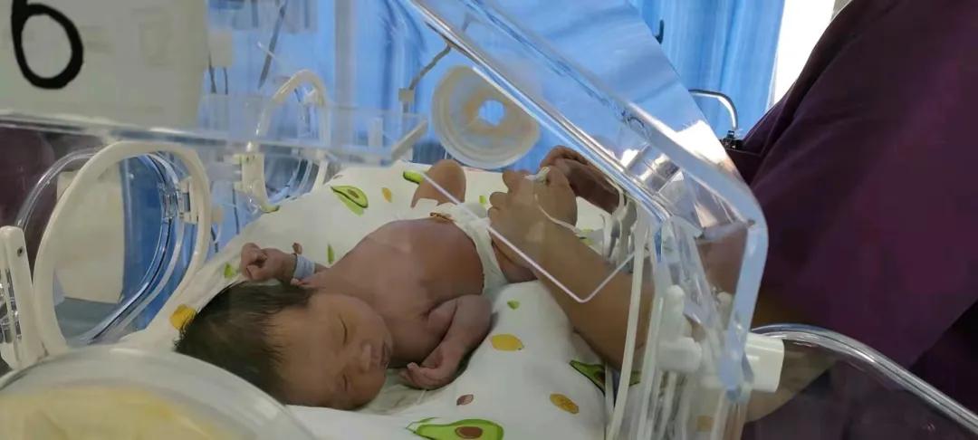 甘肃宝石花医院有没新生儿科,甘肃宝石花医院儿科护士长