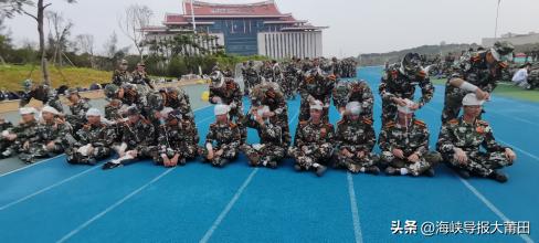 我校开展新生应急救护培训,我校组织开展应急救护知识培训